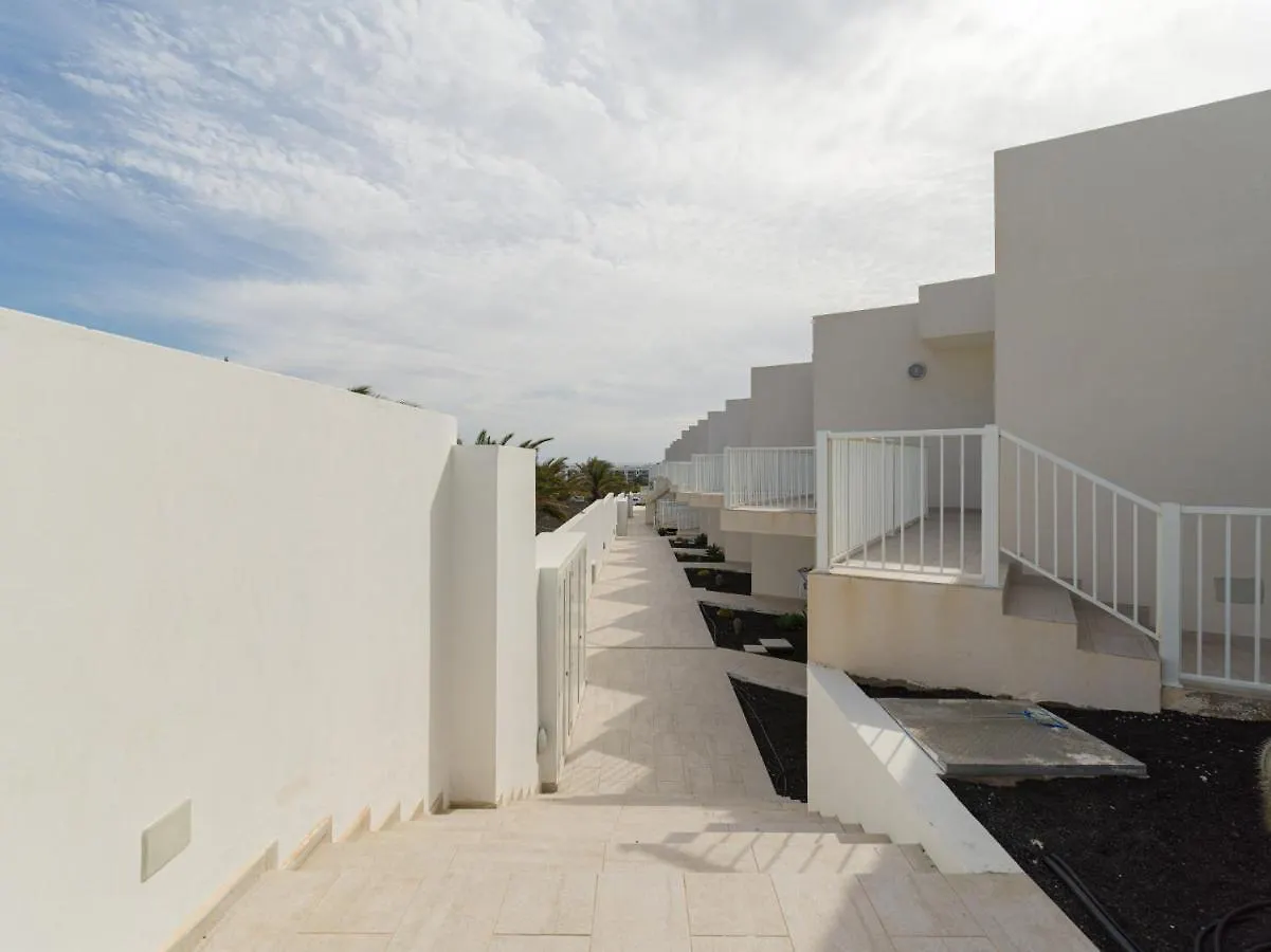 Homeforguest Sunset Senator With Pool And Terrace In Costa Teguise